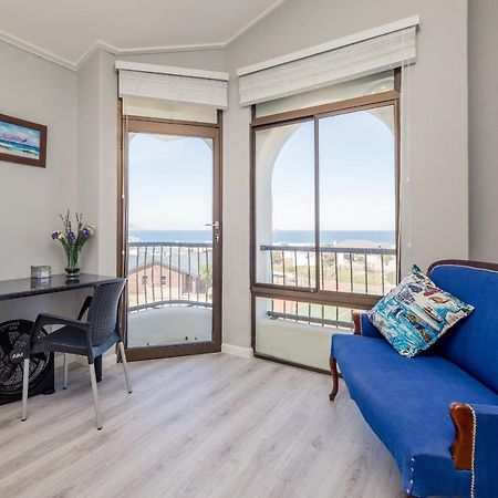 Big Blue Accommodation โบลแบร์กสตรานด์ ภายนอก รูปภาพ