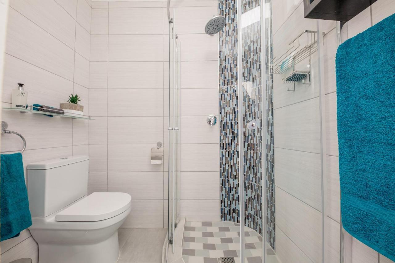 Big Blue Accommodation โบลแบร์กสตรานด์ ภายนอก รูปภาพ